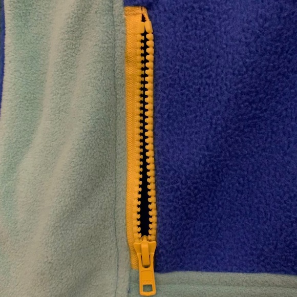 Palasan Zip-Up Sweatshirt - Picture 3 of 3